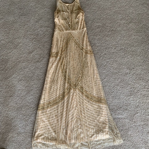 NWT Aidan mattox light gold sequin gown - Picture 2 of 10